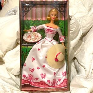 2002 Mattel Inc. Barbie doll pink Victorian Tea NIB Vintage